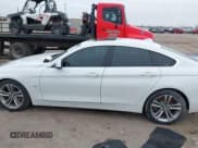 ✅ 2018 BMW 4 Series 440i • VIN: WBA4J5C56JBF07087 • Lot: 41421921. Wystawiony na IAAI z przebiegiem 61 601 mil. Bezpłatny archiwum sprzedaży aukcyjnych z USA i szczegółowy raport historii pojazdu na DreamBid. Zdjęcie 14.