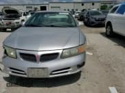 ✅ 2004 Pontiac Bonneville SE • VIN: 1G2HX52K04U195613 • Lot: 58787305. Wystawiony na Copart z przebiegiem 212 429 mil. Bezpłatny archiwum sprzedaży aukcyjnych z USA i szczegółowy raport historii pojazdu na DreamBid. Zdjęcie 13.