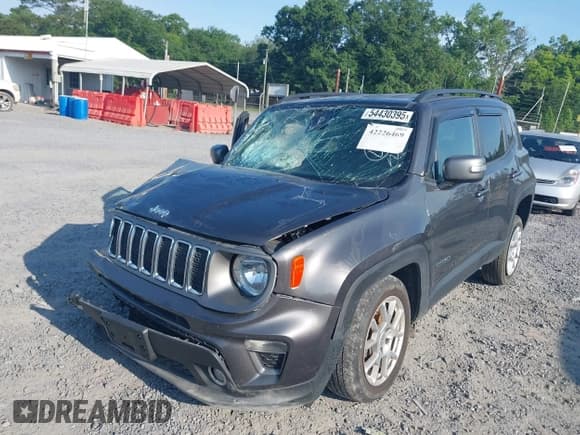 ✅ 2021 Jeep Renegade Limited • VIN: ZACNJDD13MPM27926 • Lot: 42226469. Wystawiony na IAAI z przebiegiem 30 271 mil. Bezpłatny archiwum sprzedaży aukcyjnych z USA i szczegółowy raport historii pojazdu na DreamBid. Zdjęcie 2.