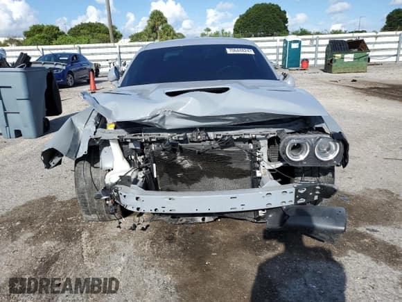 ✅ 2022 Dodge Challenger R/T Scat Pack Widebody • VIN: 2C3CDZFJ6NH100357 • Lot: 70644824. Wystawiony na Copart z przebiegiem 30 672 mil. Bezpłatny archiwum sprzedaży aukcyjnych z USA i szczegółowy raport historii pojazdu na DreamBid. Zdjęcie 5.