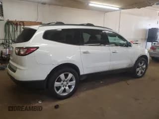 ✅ 2017 Chevrolet Traverse LT • VIN: 1GNKRGKD7HJ173888 • Lot: 67056005. Wystawiony na Copart z przebiegiem 156 724 mil. Bezpłatny archiwum sprzedaży aukcyjnych z USA i szczegółowy raport historii pojazdu na DreamBid. Zdjęcie 3.