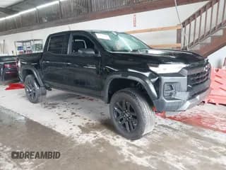 ✅ 2023 Chevrolet Colorado 4WD Trail Boss • VIN: 1GCPTEEK3P1261771 • Лот: 42535710. Опубликован ранее на IAAI с пробегом 30 000 миль. Бесплатный доступ к архиву аукционных продаж из США и подробный отчёт об истории автомобиля на DreamBid. Изображение 1.