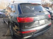✅ 2018 Audi Q7 Prestige • VIN: WA1VAAF70JD021304 • Lot: 43626392. Wystawiony na IAAI z przebiegiem 132 459 mil. Bezpłatny archiwum sprzedaży aukcyjnych z USA i szczegółowy raport historii pojazdu na DreamBid. Zdjęcie 3.