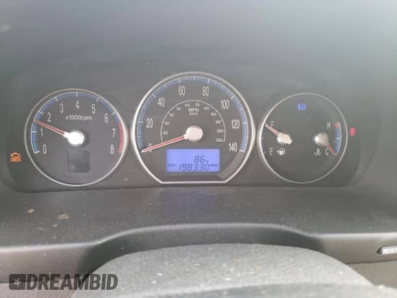 2008 Hyundai Santa Fe SE с VIN 5NMSH13E08H146571, выставлен на аукционе Copart как лот 72771994 с пробегом 198 330 миль миль и Списание • Salvage title. История ставок и продаж доступна на DreamBid. Изображение 9.