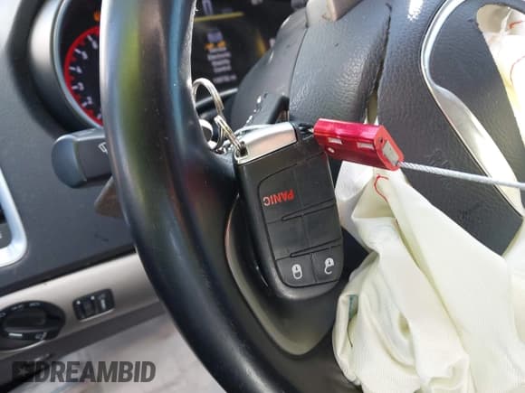 ✅ 2019 Dodge Durango SXT • VIN: 1C4RDHAG9KC632647 • Lot: 43621157. Listed on IAAI with 138,732 mi. Free auction sales archive from the USA and detailed vehicle history report at DreamBid. Image 11.