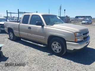✅ 2006 Chevrolet Silverado 1500 LT1 • VIN: 1GCEC19V46Z295545 • Лот: 42684205. Опубликован ранее на IAAI с пробегом 80 663 миль. Бесплатный доступ к архиву аукционных продаж из США и подробный отчёт об истории автомобиля на DreamBid. Изображение 1.