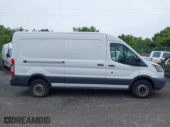 ✅ 2018 Ford Transit • VIN: 1FTBW2CM6JKA88298 • Лот: 42112029. Опубликован ранее на IAAI с пробегом 119 425 миль. Бесплатный доступ к архиву аукционных продаж из США и подробный отчёт об истории автомобиля на DreamBid. Изображение 14.