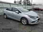 2017 Chevrolet Cruze LT z VIN 1G1BE5SM9H7145704, wystawiony jako Copart lot #73394972 z przebiegiem 56 787 mil mil oraz . Historia ofert i sprzedaży dostępna na DreamBid. Obrazek 4.