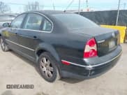 ✅ 2005 Volkswagen Passat GLS • VIN: WVWAD63B95P043100 • Lot: 41576878. Listed on IAAI with 138,555 mi. Free auction sales archive from the USA and detailed vehicle history report at DreamBid. Image 3.