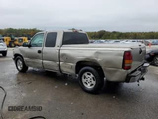 ✅ 2000 Chevrolet Silverado 1500 LS • VIN: 1GCEC19T1YZ157995 • Лот: 79178544. Опубликован ранее на Copart с пробегом 324 088 миль. Бесплатный доступ к архиву аукционных продаж из США и подробный отчёт об истории автомобиля на DreamBid. Изображение 2.