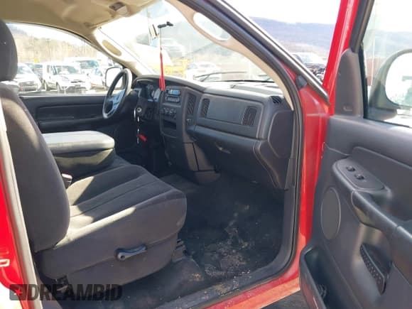 ✅ 2003 Dodge 1500 ST • VIN: 1D7HA16D33J599688 • Lot: 41452230. Listed on IAAI with 175,431 mi. Free auction sales archive from the USA and detailed vehicle history report at DreamBid. Image 5.