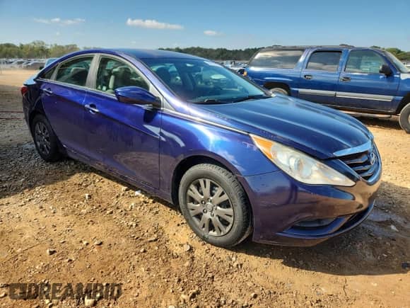 2011 Hyundai Sonata GLS z VIN 5NPEB4AC6BH256679, wystawiony jako Copart lot #84436395 z przebiegiem 164 560 mil mil oraz Szkoda całkowita • Salvage title. Historia ofert i sprzedaży dostępna na DreamBid. Obrazek 4.