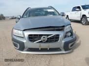 ✅ 2012 Volvo XC70 3.2L • VIN: YV4952BL4C1144237 • Lot: 43350344. Wystawiony na IAAI z przebiegiem 167 078 mil. Bezpłatny archiwum sprzedaży aukcyjnych z USA i szczegółowy raport historii pojazdu na DreamBid. Zdjęcie 12.