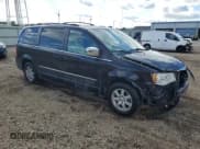 ✅ 2010 Chrysler Town & Country Touring Plus • VIN: 2A4RR8DX7AR404580 • Lot: 85706075. Wystawiony na Copart z przebiegiem 200 741 mil. Bezpłatny archiwum sprzedaży aukcyjnych z USA i szczegółowy raport historii pojazdu na DreamBid. Zdjęcie 4.