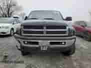 1998 Dodge 1500 с VIN 3B7HF13Z8WG229676, выставлен на аукционе Copart как лот 82123704 с пробегом 178 273 миль миль и Списание • Salvage title. История ставок и продаж доступна на DreamBid. Изображение 5.