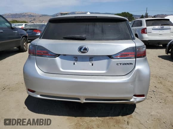 ✅ 2012 Lexus CT 200h • VIN: JTHKD5BH8C2073346 • Lot: 69296935. Listed on Copart with 243,824 mi. Free auction sales archive from the USA and detailed vehicle history report at DreamBid. Image 6.