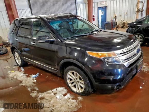 ✅ 2011 Ford Explorer XLT • VIN: 1FMHK8D80BGA62211 • Lot: 95034685. Wystawiony na Copart z przebiegiem 193 241 mil. Bezpłatny archiwum sprzedaży aukcyjnych z USA i szczegółowy raport historii pojazdu na DreamBid. Zdjęcie 4.
