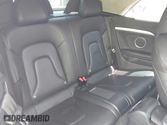 ✅ 2015 Audi A5 Premium Plus • VIN: WAUMFAFH3FN004295 • Лот: 42824586. Опубликован ранее на IAAI с пробегом 117 151 миль. Бесплатный доступ к архиву аукционных продаж из США и подробный отчёт об истории автомобиля на DreamBid. Изображение 8.