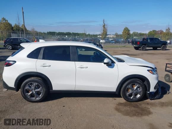 ✅ 2026 Honda HR-V LX • VIN: 3CZRZ2H39TM710470 • Лот: 43413214. Опубликован ранее на IAAI с пробегом 652 миль. Бесплатный доступ к архиву аукционных продаж из США и подробный отчёт об истории автомобиля на DreamBid. Изображение 13.