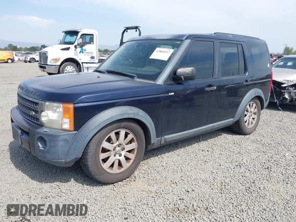 ✅ 2006 Land Rover LR3 SE • VIN: SALAE25436A386423 • Lot: 42860217. Listed on IAAI with 128,473 mi. Free auction sales archive from the USA and detailed vehicle history report at DreamBid. Image 2.