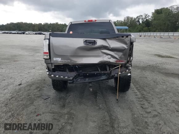 ✅ 2012 GMC Sierra 1500 SLE • VIN: 3GTP2VE79CG268573 • Лот: 71478865. Опубликован ранее на Copart с пробегом 326 655 миль. Бесплатный доступ к архиву аукционных продаж из США и подробный отчёт об истории автомобиля на DreamBid. Изображение 6.