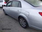 ✅ 2005 Toyota Avalon XLS • VIN: 4T1BK36B65U007298 • Lot: 43447162. Wystawiony na IAAI z przebiegiem 183 251 mil. Bezpłatny archiwum sprzedaży aukcyjnych z USA i szczegółowy raport historii pojazdu na DreamBid. Zdjęcie 6.