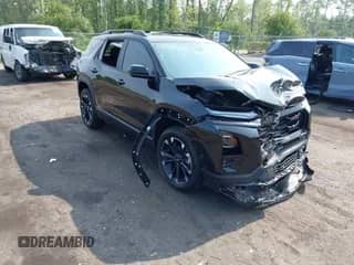 2025 Chevrolet Equinox FWD RS z VIN 3GNAXLEGXSL132638, wystawiony jako IAAI lot #42391921 z przebiegiem 14 451 mil mil oraz . Historia ofert i sprzedaży dostępna na DreamBid. Obrazek 1.