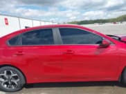 ✅ 2021 Kia Forte LXS • VIN: 3KPF24AD4ME288907 • Lot: 42084081. Wystawiony na IAAI z przebiegiem 47 786 mil. Bezpłatny archiwum sprzedaży aukcyjnych z USA i szczegółowy raport historii pojazdu na DreamBid. Zdjęcie 14.