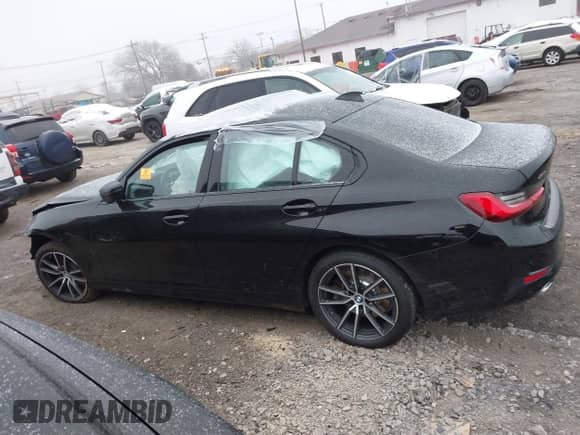 2020 BMW 3 Series 330i xDrive с VIN WBA5R7C08LFH44012, выставлен на аукционе IAAI как лот 41252675 с пробегом 57 486 миль миль и . История ставок и продаж доступна на DreamBid. Изображение 13.