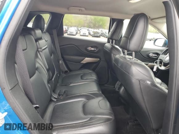 ✅ 2018 Jeep Cherokee Limited • VIN: 1C4PJMDX0JD551193 • Лот: 56247475. Опубликован ранее на Copart с пробегом 75 745 миль. Бесплатный доступ к архиву аукционных продаж из США и подробный отчёт об истории автомобиля на DreamBid. Изображение 11.