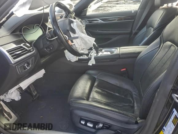 ✅ 2019 BMW 7 Series 740i xDrive • VIN: WBA7E4C59KGV70021 • Lot: 95482355. Listed on Copart with Not provided. Free auction sales archive from the USA and detailed vehicle history report at DreamBid. Image 7.