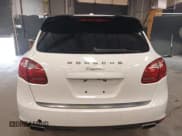 ✅ 2014 Porsche Cayenne • VIN: WP1AA2A27ELA96940 • Лот: 42578956. Опубликован ранее на IAAI с пробегом 110 620 миль. Бесплатный доступ к архиву аукционных продаж из США и подробный отчёт об истории автомобиля на DreamBid. Изображение 16.