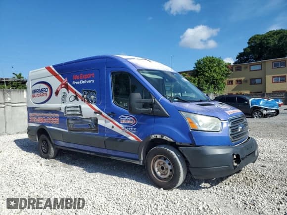 ✅ 2016 Ford Transit Cargo • VIN: 1FTYR2CM6GKB23836 • Lot: 61241605. Listed on Copart with 102,378 mi. Free auction sales archive from the USA and detailed vehicle history report at DreamBid. Image 4.