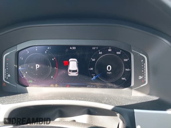 ✅ 2022 Volkswagen Atlas SE • VIN: 1V2JC2CA4NC228020 • Lot: 43191552. Wystawiony na IAAI z przebiegiem 49 030 mil. Bezpłatny archiwum sprzedaży aukcyjnych z USA i szczegółowy raport historii pojazdu na DreamBid. Zdjęcie 7.