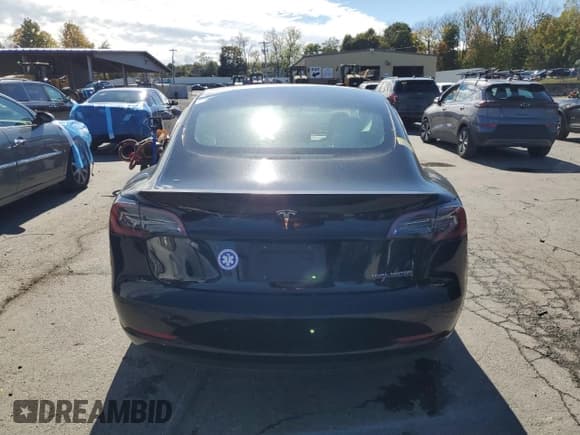 ✅ 2023 Tesla Model 3 Performance • VIN: 5YJ3E1EC2PF562968 • Лот: 80731125. Опубликован ранее на Copart с пробегом 25 014 миль. Бесплатный доступ к архиву аукционных продаж из США и подробный отчёт об истории автомобиля на DreamBid. Изображение 6.