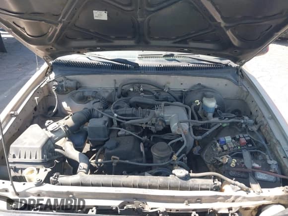 ✅ 2002 Toyota Tacoma • VIN: 5TENL42N02Z880522 • Lot: 43267218. Wystawiony na IAAI z przebiegiem 208 553 mil. Bezpłatny archiwum sprzedaży aukcyjnych z USA i szczegółowy raport historii pojazdu na DreamBid. Zdjęcie 10.