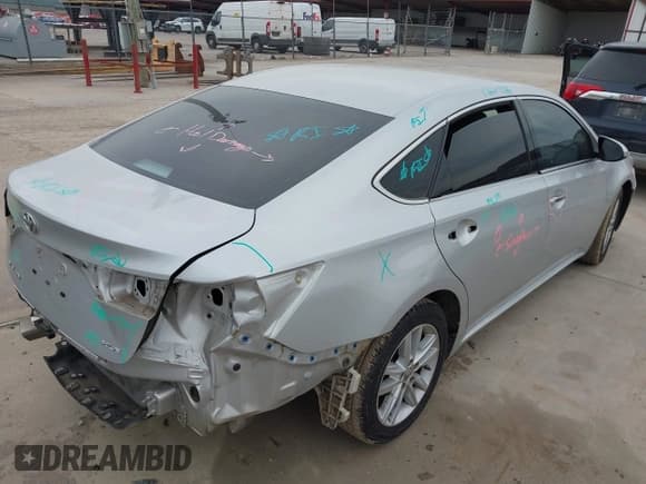 ✅ 2014 Toyota Avalon Limited • VIN: 4T1BK1EB2EU079380 • Lot: 42115889. Listed on IAAI with 165,059 mi. Free auction sales archive from the USA and detailed vehicle history report at DreamBid. Image 4.