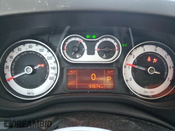 ✅ 2014 FIAT 500L Trekking • VIN: ZFBCFADH1EZ026288 • Lot: 71416144. Listed on Copart with 97,674 mi. Free auction sales archive from the USA and detailed vehicle history report at DreamBid. Image 9.