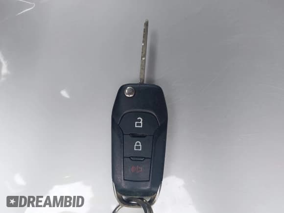 ✅ 2017 Ford F-150 XL • VIN: 1FTFX1EF3HKC75998 • Lot: 42391371. Listed on IAAI with 168,980 mi. Free auction sales archive from the USA and detailed vehicle history report at DreamBid. Image 11.