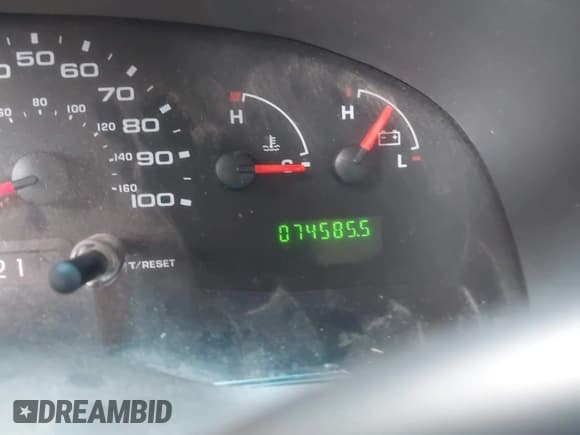 ✅ 2006 Ford Econoline Passenger XL • VIN: 1FBNE31L46HA02530 • Lot: 43173565. Wystawiony na IAAI z przebiegiem 74 585 mil. Bezpłatny archiwum sprzedaży aukcyjnych z USA i szczegółowy raport historii pojazdu na DreamBid. Zdjęcie 7.