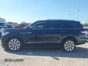 ✅ 2024 Lincoln Navigator Premiere • VIN: 5LMJJ2NGXREL09535 • Лот: 43551972. Опубликован ранее на IAAI с пробегом 56 559 миль. Бесплатный доступ к архиву аукционных продаж из США и подробный отчёт об истории автомобиля на DreamBid. Изображение 15.