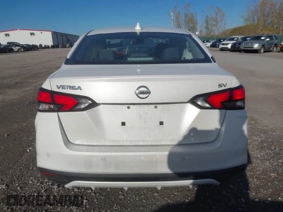 ✅ 2020 Nissan Versa SV • VIN: 3N1CN8EV4LL834851 • Лот: 43553047. Опубликован ранее на IAAI с пробегом 37 603 миль. Бесплатный доступ к архиву аукционных продаж из США и подробный отчёт об истории автомобиля на DreamBid. Изображение 16.