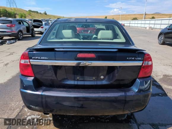 2006 Chevrolet Malibu LTZ z VIN 1G1ZU53896F168325, wystawiony jako Copart lot #65474555 z przebiegiem 191 712 mil mil oraz Szkoda całkowita • Salvage title. Historia ofert i sprzedaży dostępna na DreamBid. Obrazek 6.