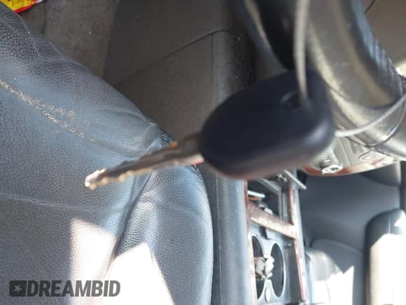 ✅ 2007 Chevrolet Tahoe LT • VIN: 1GNFC13037J328284 • Lot: 43741509. Listed on IAAI with 295,060 mi. Free auction sales archive from the USA and detailed vehicle history report at DreamBid. Image 11.