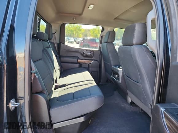 ✅ 2020 Chevrolet Silverado 1500 RST • VIN: 3GCUYEED7LG114208 • Lot: 85761795. Listed on Copart with 84,666 mi. Free auction sales archive from the USA and detailed vehicle history report at DreamBid. Image 10.