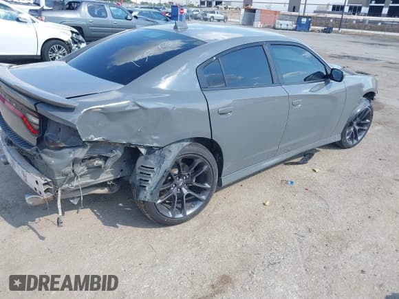 ✅ 2019 Dodge Charger GT • VIN: 2C3CDXHG6KH567232 • Lot: 43060021. Wystawiony na IAAI z przebiegiem Nie podano. Bezpłatny archiwum sprzedaży aukcyjnych z USA i szczegółowy raport historii pojazdu na DreamBid. Zdjęcie 4.