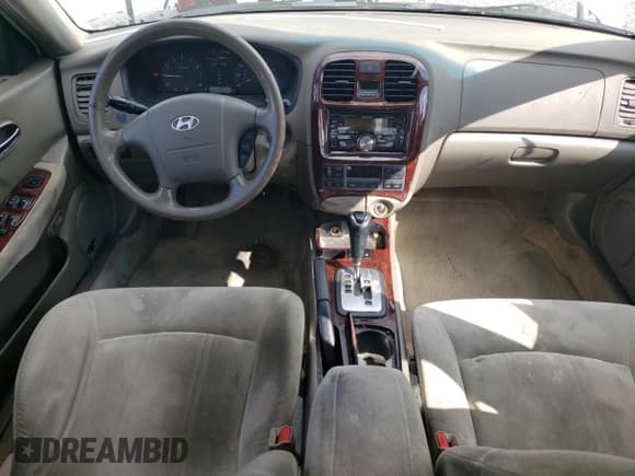 ✅ 2005 Hyundai Sonata GLS • VIN: KMHWF35H95A192847 • Лот: 70789014. Опубликован ранее на Copart с пробегом 175 615 миль. Бесплатный доступ к архиву аукционных продаж из США и подробный отчёт об истории автомобиля на DreamBid. Изображение 8.