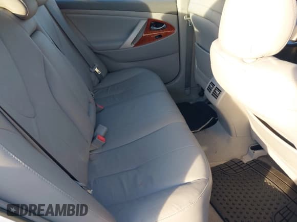 ✅ 2010 Toyota Camry • VIN: 4T1BB3EKXAU115421 • Lot: 43765989. Listed on IAAI with 101,242 mi. Free auction sales archive from the USA and detailed vehicle history report at DreamBid. Image 8.