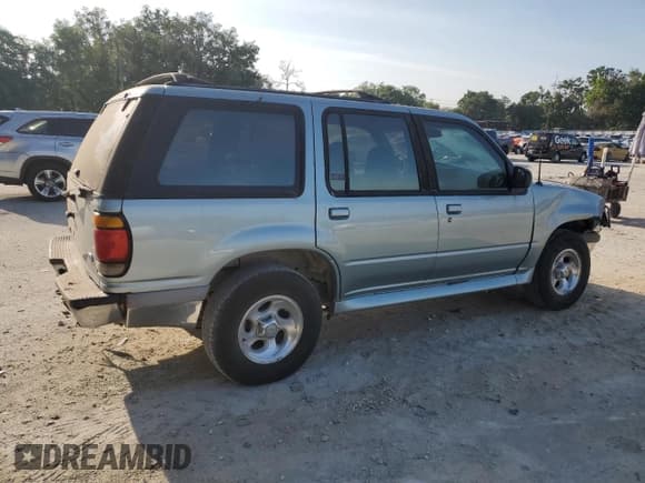 ✅ 1996 Ford Explorer XL • VIN: 1FMDU34X9TZA13792 • Лот: 58668525. Опубликован ранее на Copart с пробегом 123 231 миль. Бесплатный доступ к архиву аукционных продаж из США и подробный отчёт об истории автомобиля на DreamBid. Изображение 3.