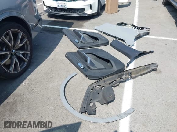 ✅ 2022 BMW X7 M50i • VIN: 5UXCX6C06N9K18629 • Лот: 42615345. Опубликован ранее на IAAI с пробегом 24 030 миль. Бесплатный доступ к архиву аукционных продаж из США и подробный отчёт об истории автомобиля на DreamBid. Изображение 18.